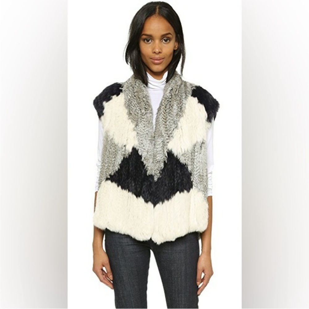Vince – Colorblock Rex Rabbit Fur Vest Chevron Black Ivory Gray – Sz. XS/S